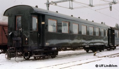 SJ Bop 863 i Rimbo 1971. Foto: Ulf Lindblom